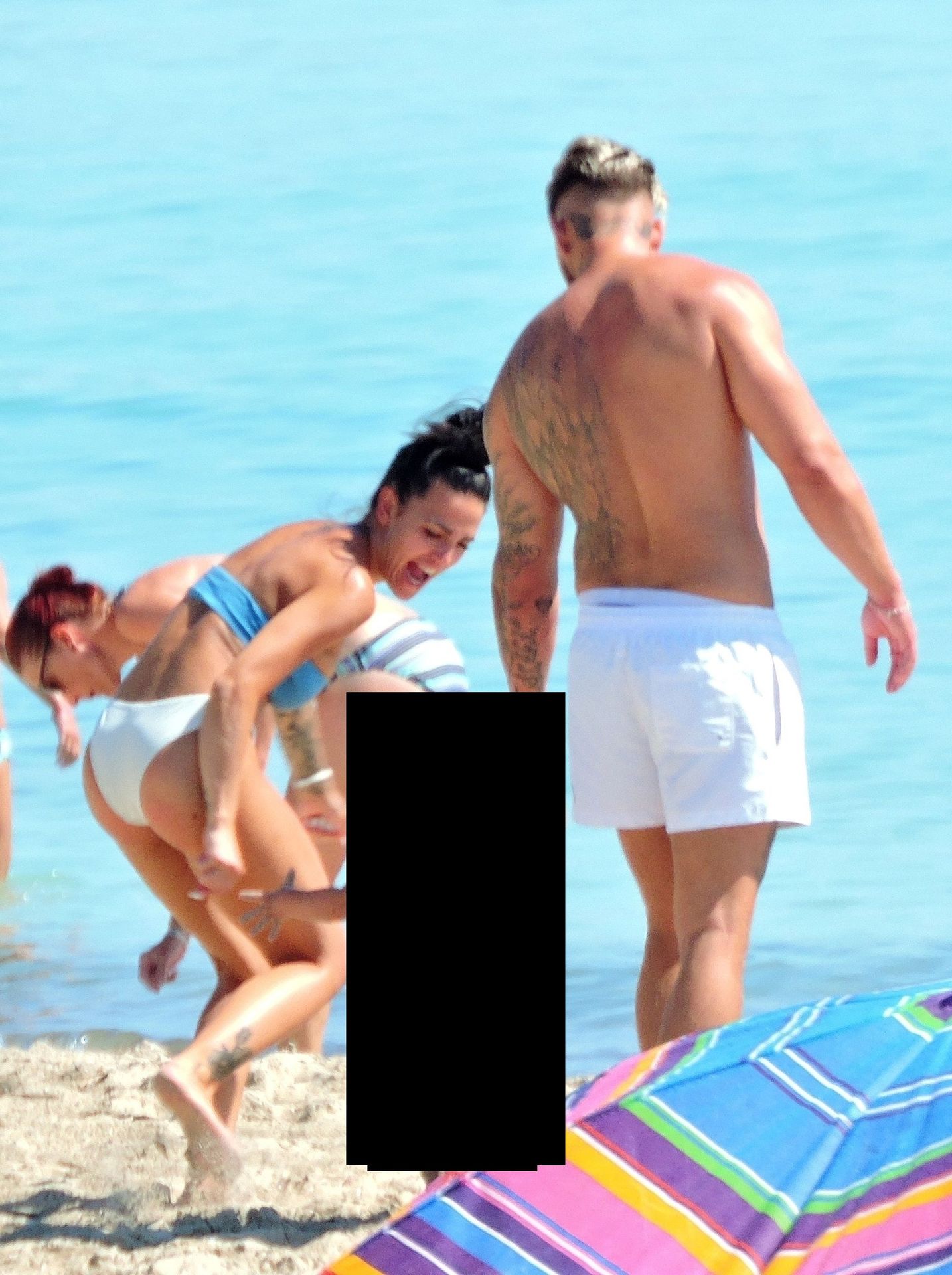 Mike Heiter & Elena Miras Enjoy a Day at the Beach in Palma (23 Photos)