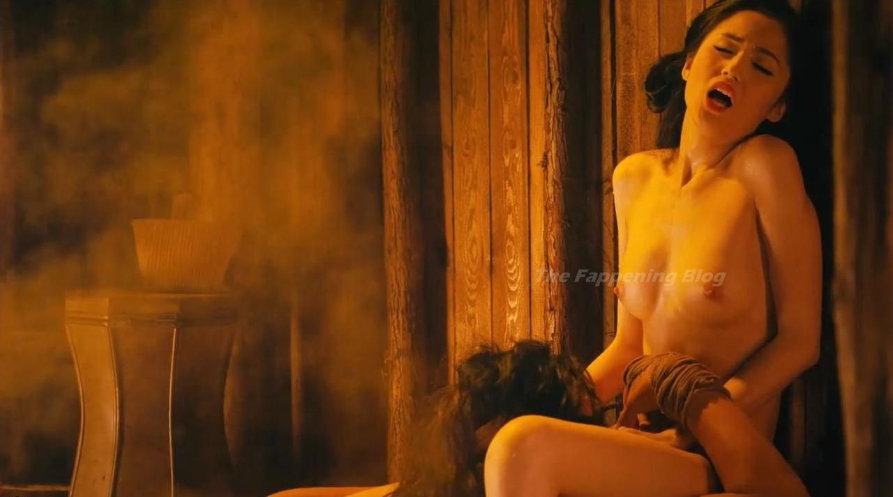 Leni Lan Nude & Sexy (23 Photos)