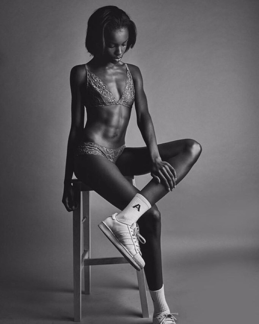 Leomie Anderson Nude & Sexy (41 Photos)