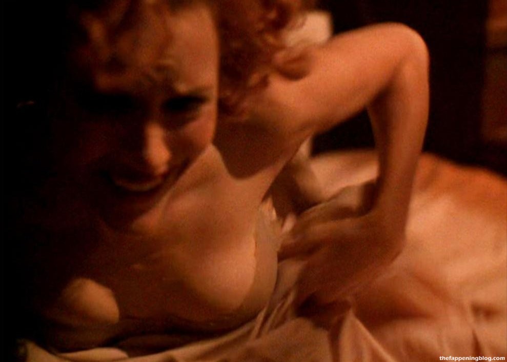 Leslie Mann Nude & Sexy Collection (84 Photos + Videos)