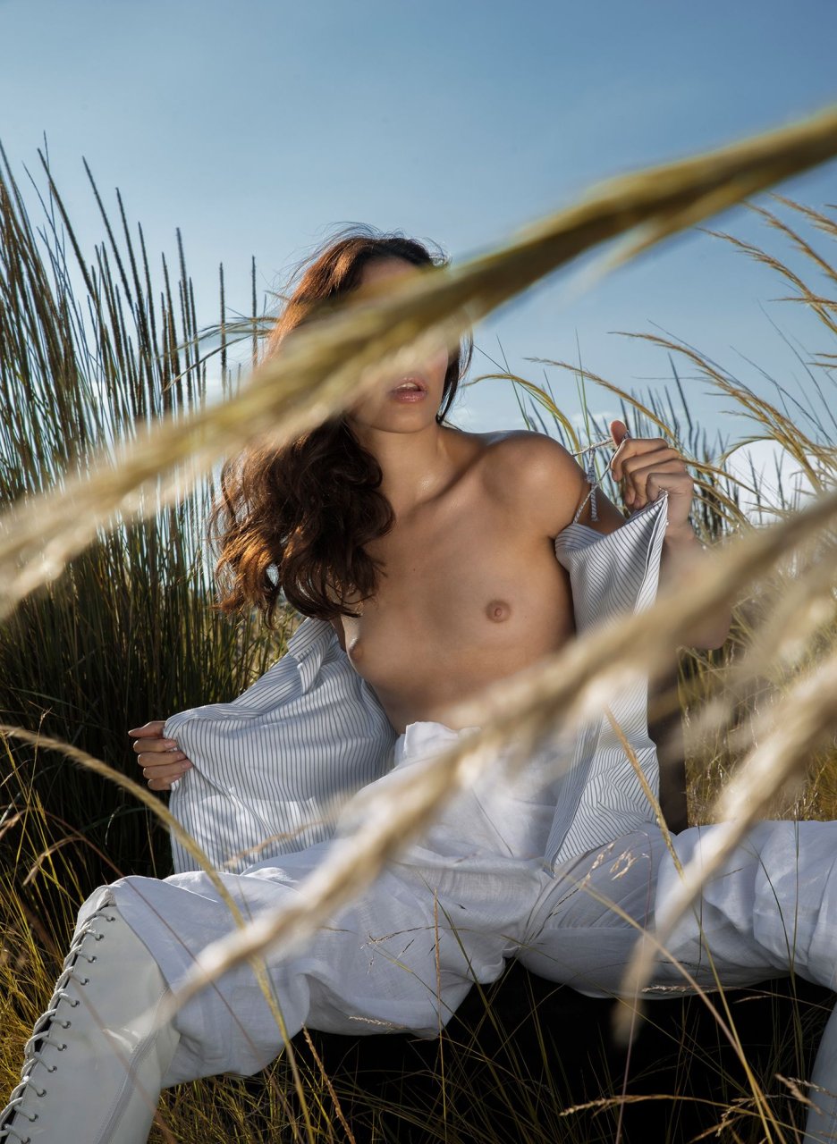Liliana Camba Nude & Sexy (32 Photos + Video)