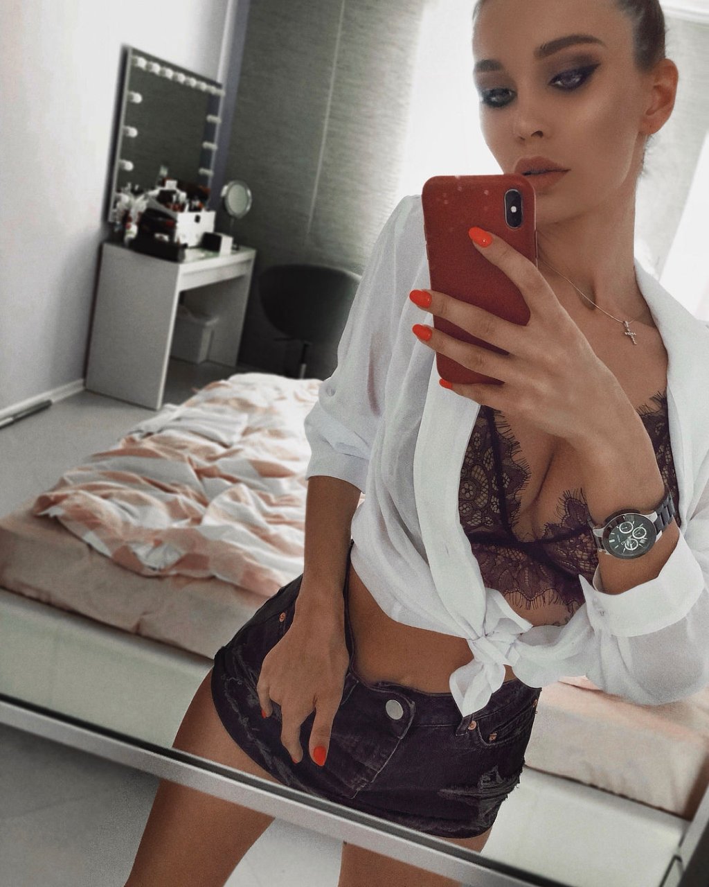 Lily Ermak Nude & Sexy (91 Photos + Videos)
