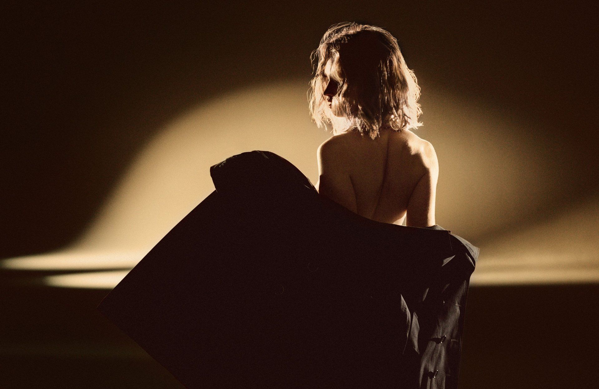Lily James Nude & Sexy Collection (151 Photos + Videos)