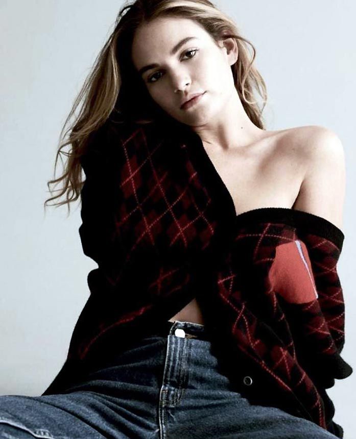 Lily James Nackt Sexy Kollektion Fotos Videos Nackte