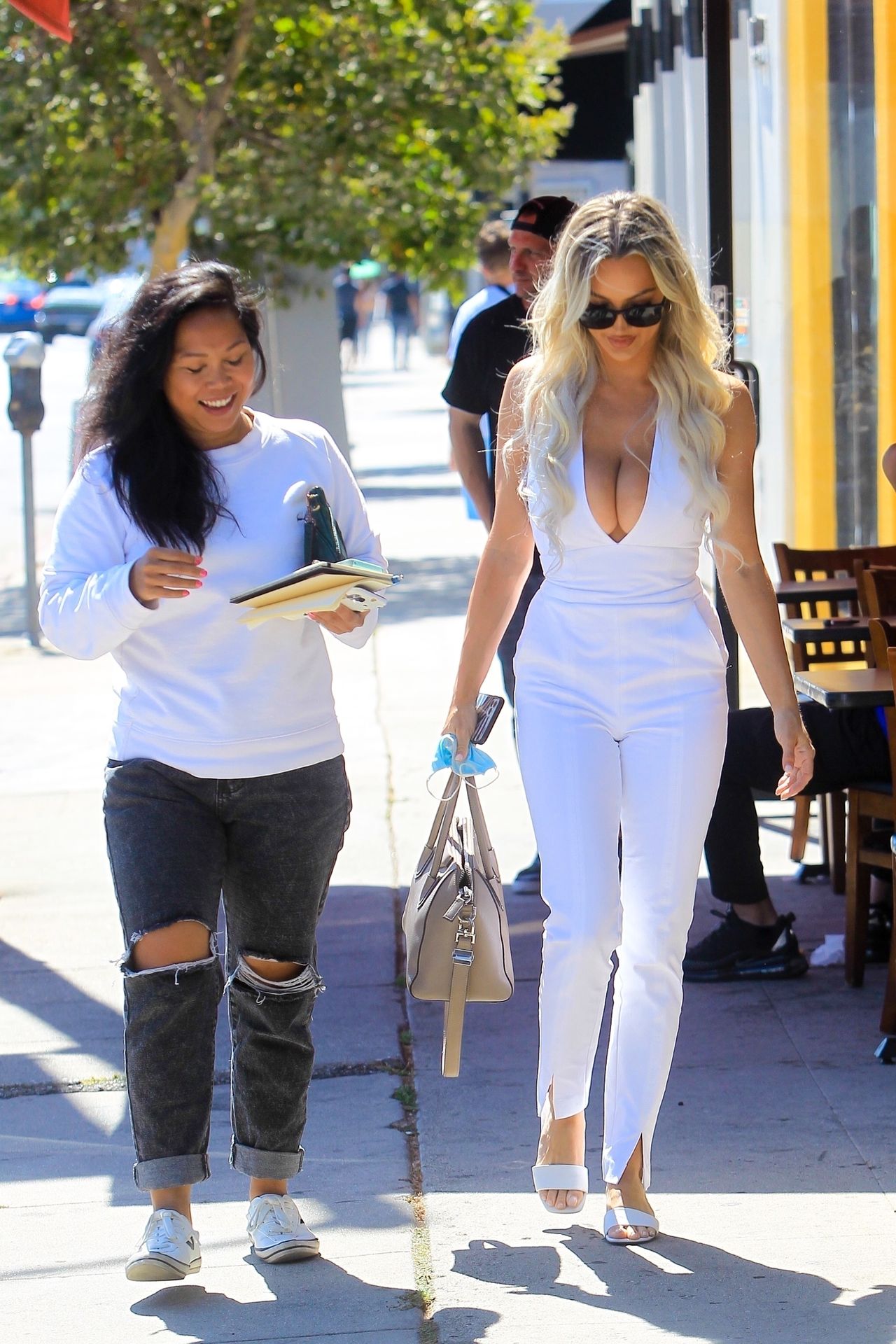 Lindsey Pelas Turns Heads on Her Way to Lunch with a Friend on Melrose Ave (32 Photos)