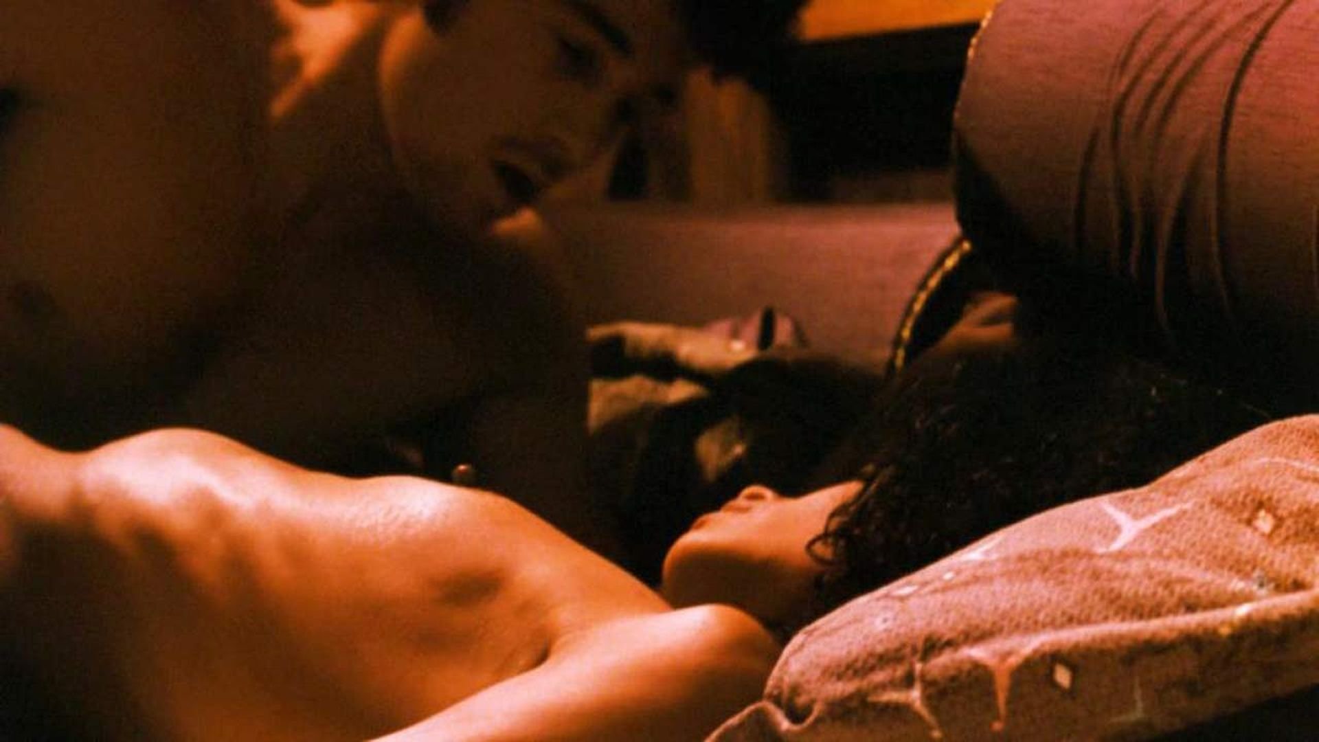 Lisa Bonet Nude - Bank Robber (4 Pics + GIF & Video)