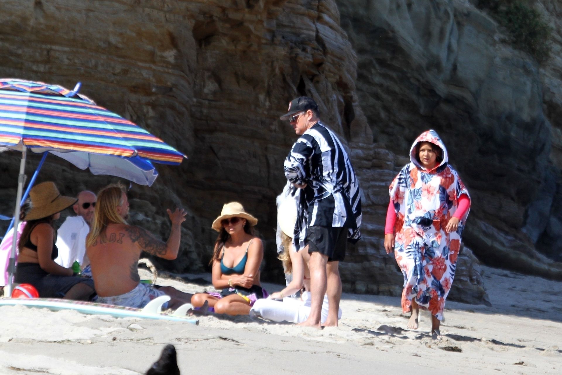Matt Damon & Luciana Barroso Enjoy a Day at the Beach (29 Photos)