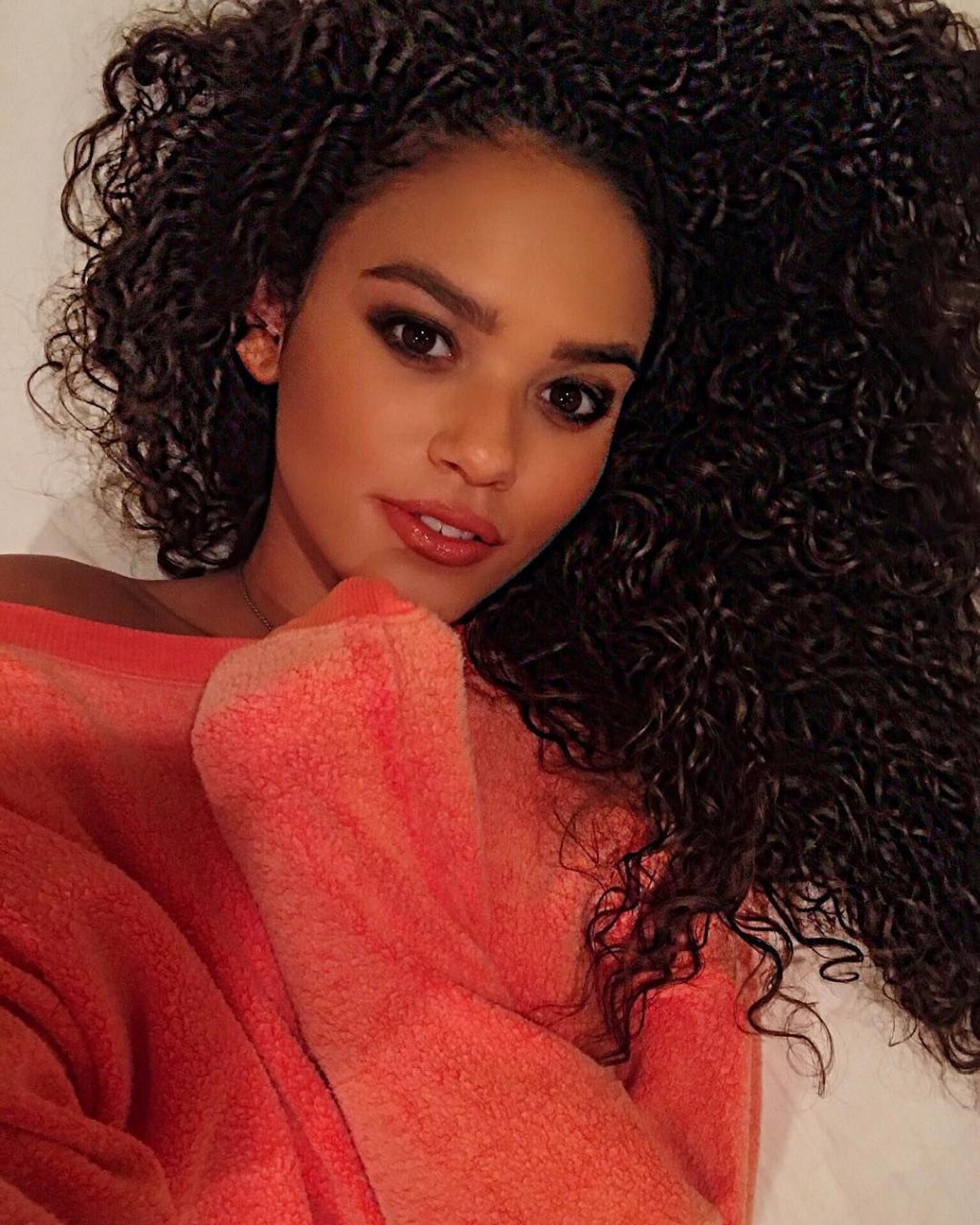 Madison Pettis Sexy (76 Photos)