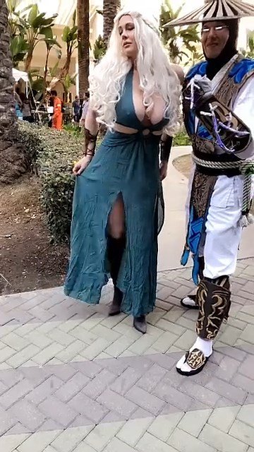 Maitland Ward Bares All In GoT Cosplay Outfit (61 Photos + Gifs)