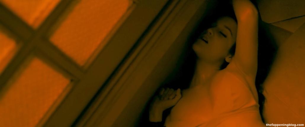 Maria Pedraza Nude & Sexy Ultimate Collection (129 Photos + Videos)