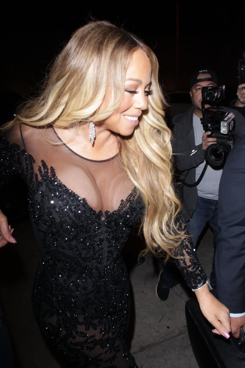 Mariah Carey Sexy (33 Photos)