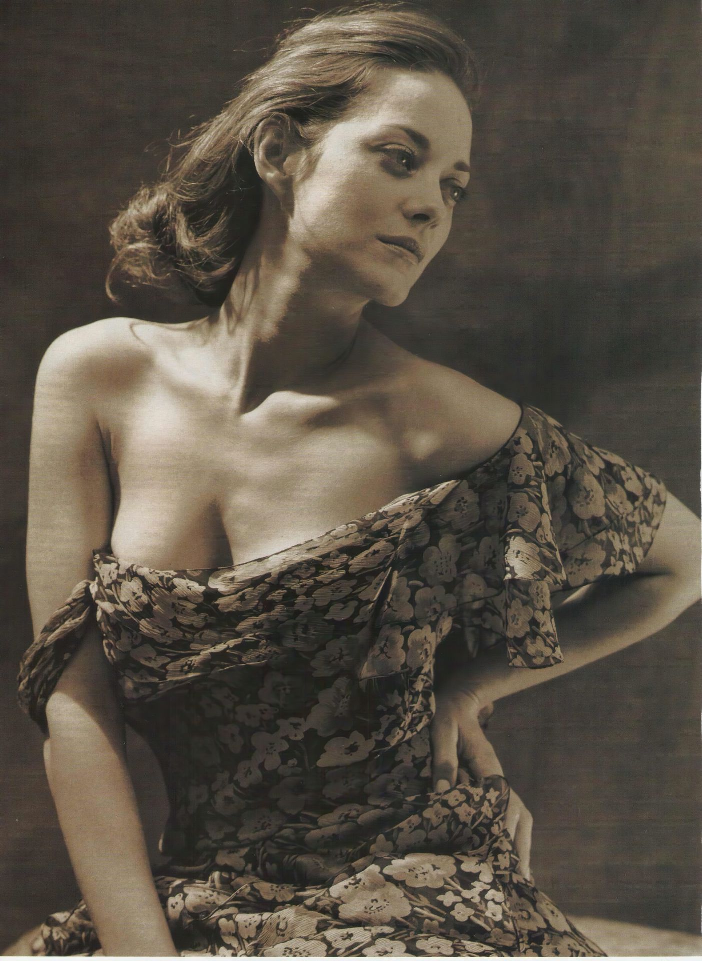 Marion Cotillard Sexy & Topless (50 Photos)