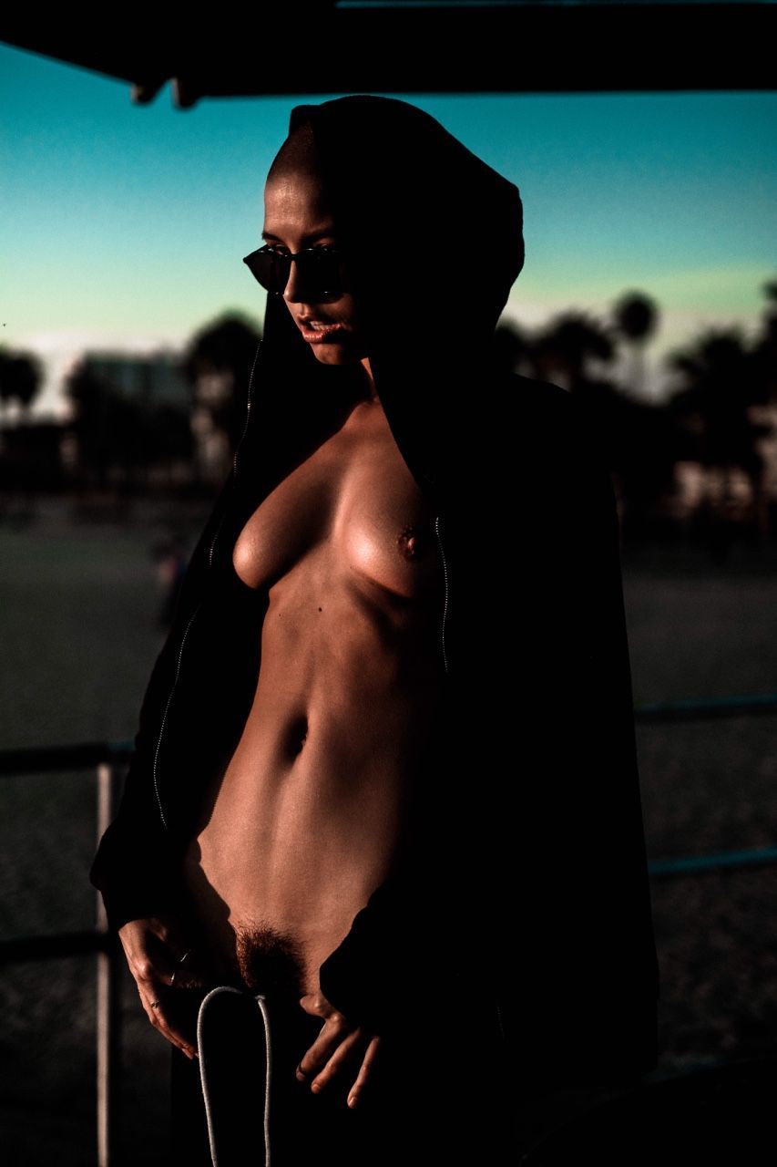 Marisa Papen Nude & Sexy Collection – Part 2 (165 Photos + Video)