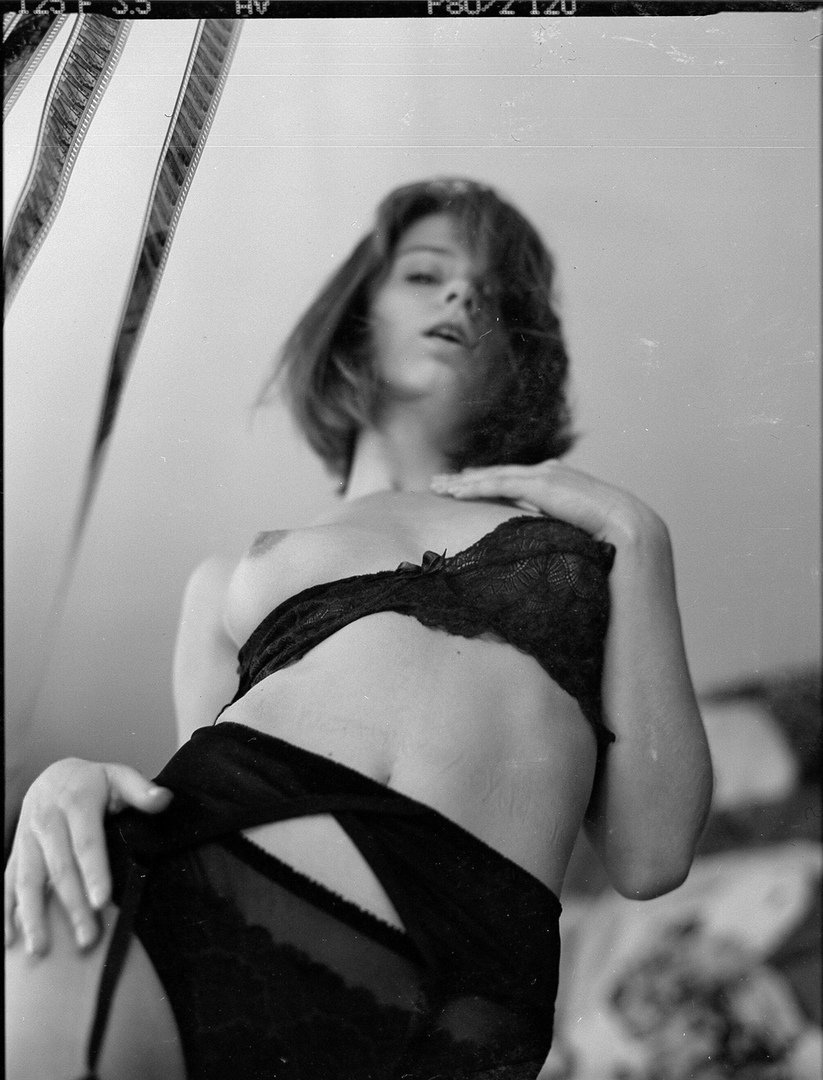 Marta Gromova Nude & Sexy (12 Photos)