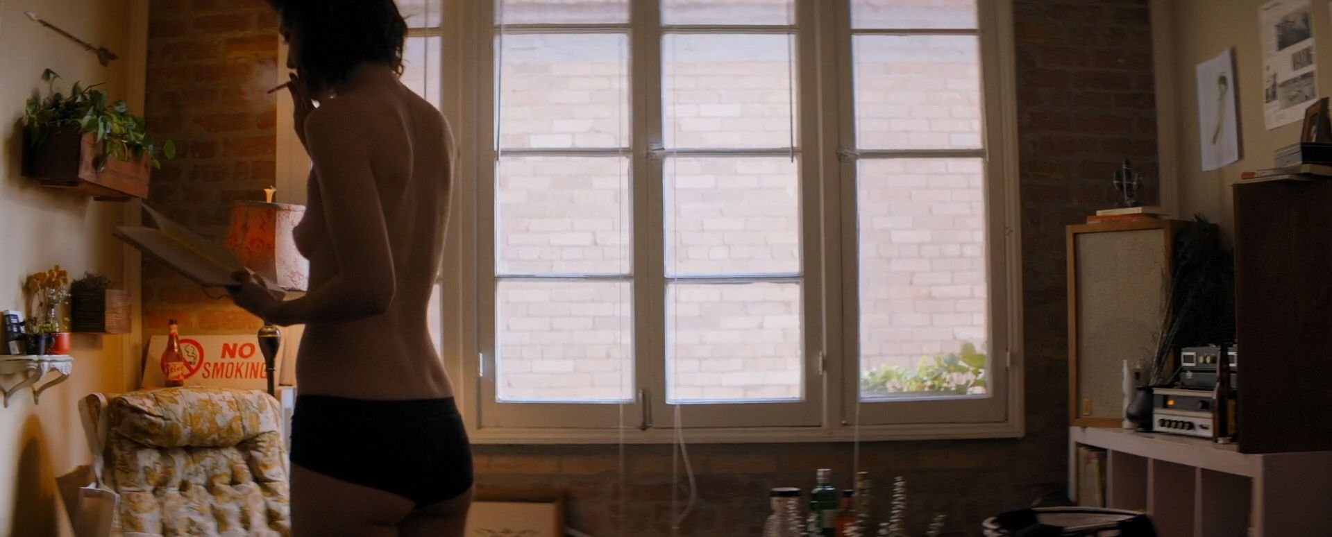 Mary Elizabeth Winstead Nude - All About Nina (15 Pics + GIFs & Video)