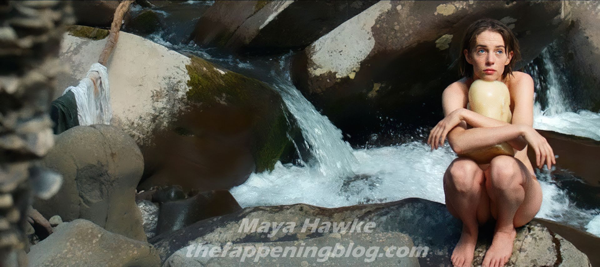 Maya Hawke Nude - Generous Heart (6 Pics + GIF & Video)