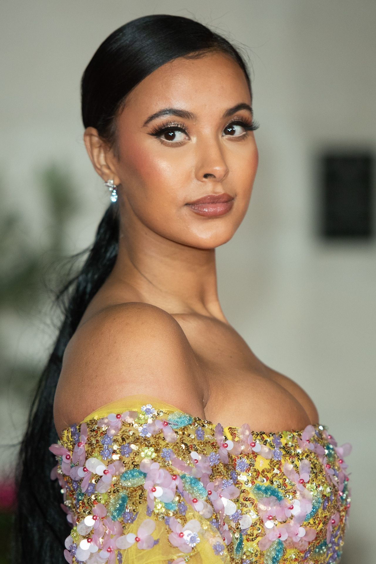 Maya Jama Shows Her Cleavage at the British Vogue And Tiffany & Co. Party (76 Photos)