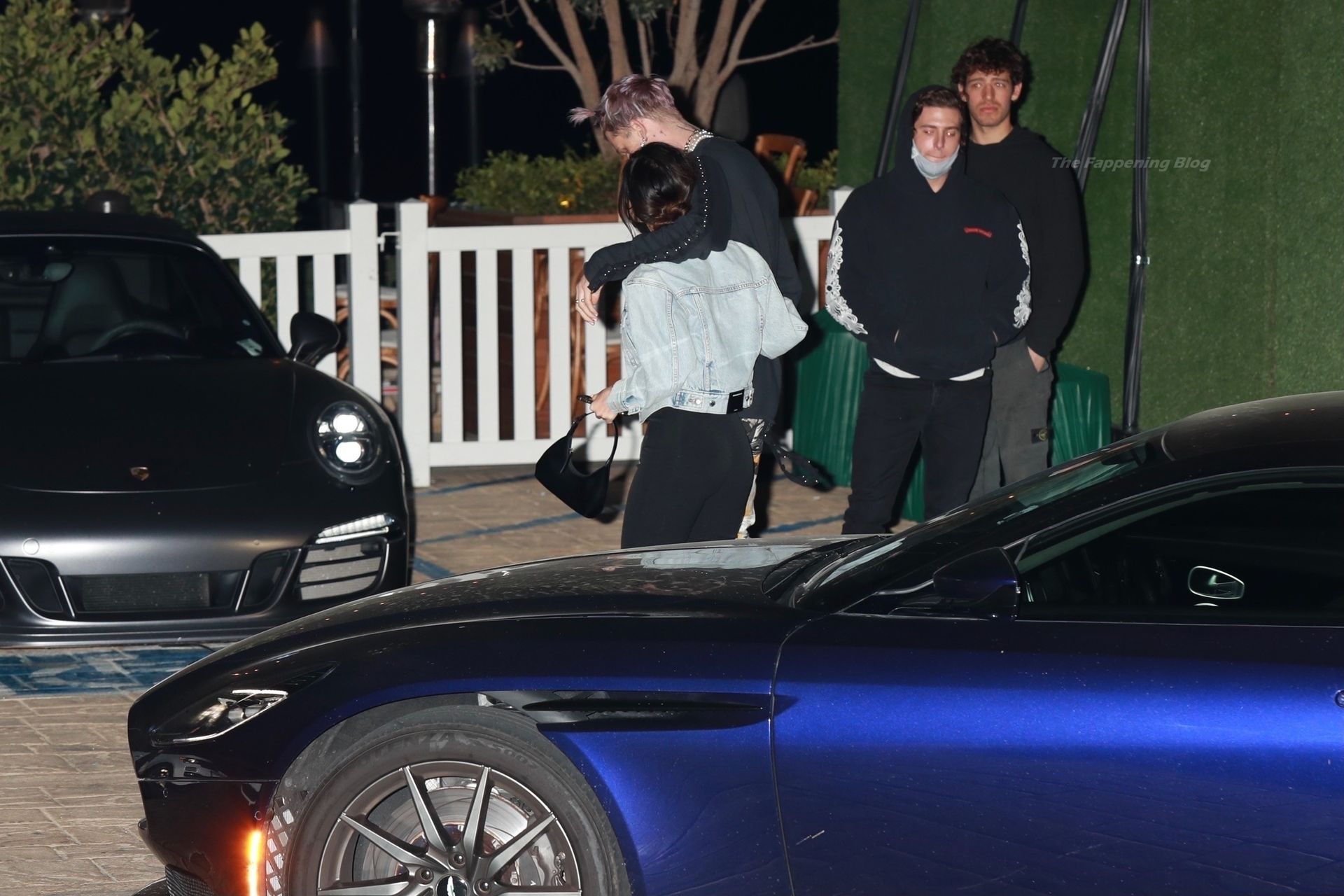 Megan Fox & Matching Gun Kelly Arrive for a Dinner Date in Malibu (59 Photos)