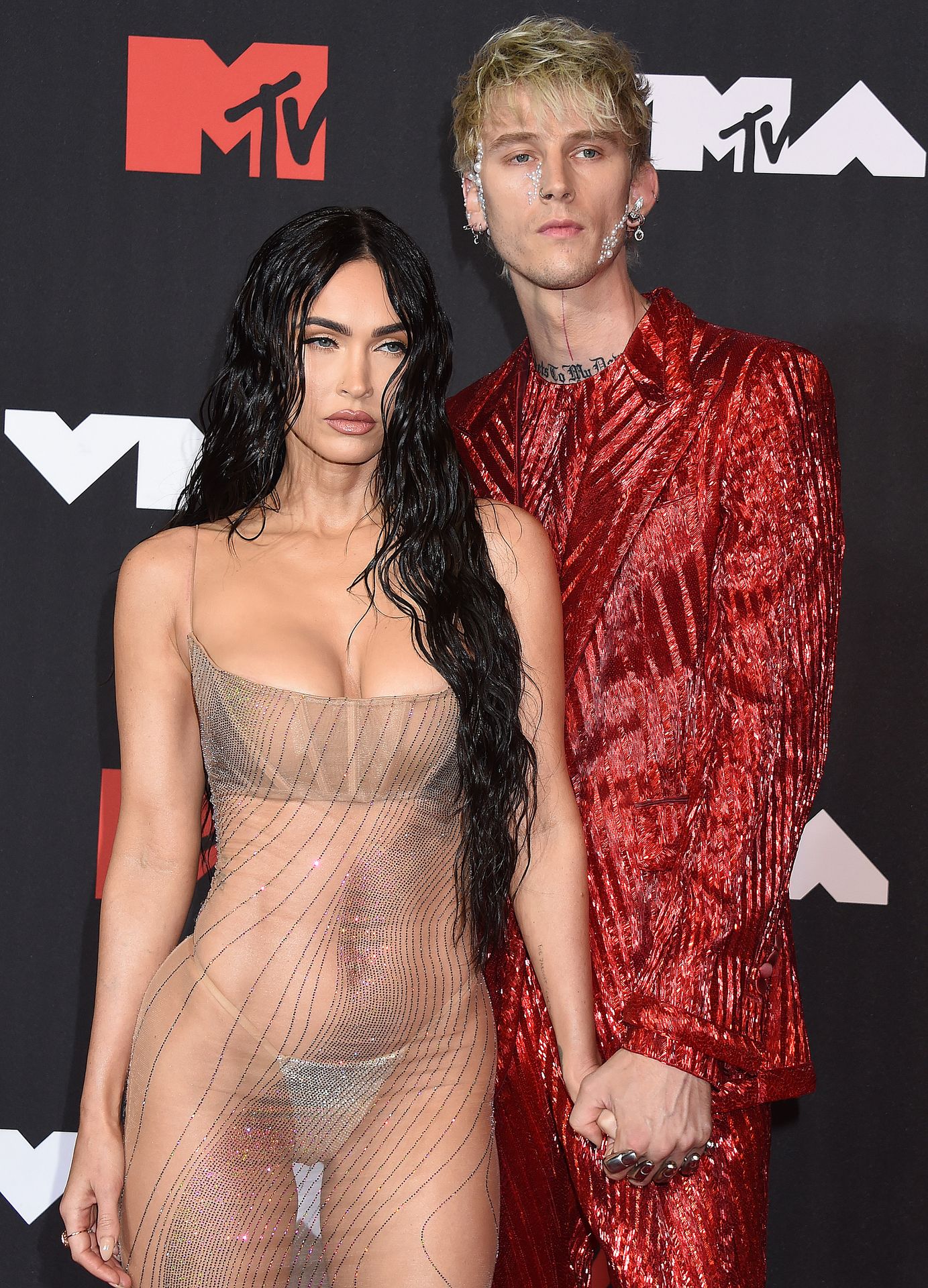 Megan Fox Looks Hot at the 2021 MTV Video Music Awards (181 Photos) [Updated]