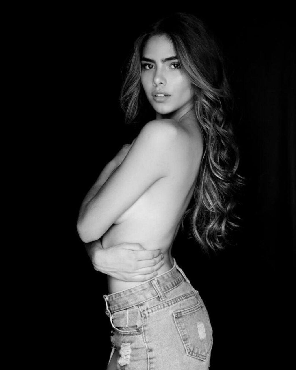 Melanie Bello Vallejos Sexy & Topless (90 Photos)