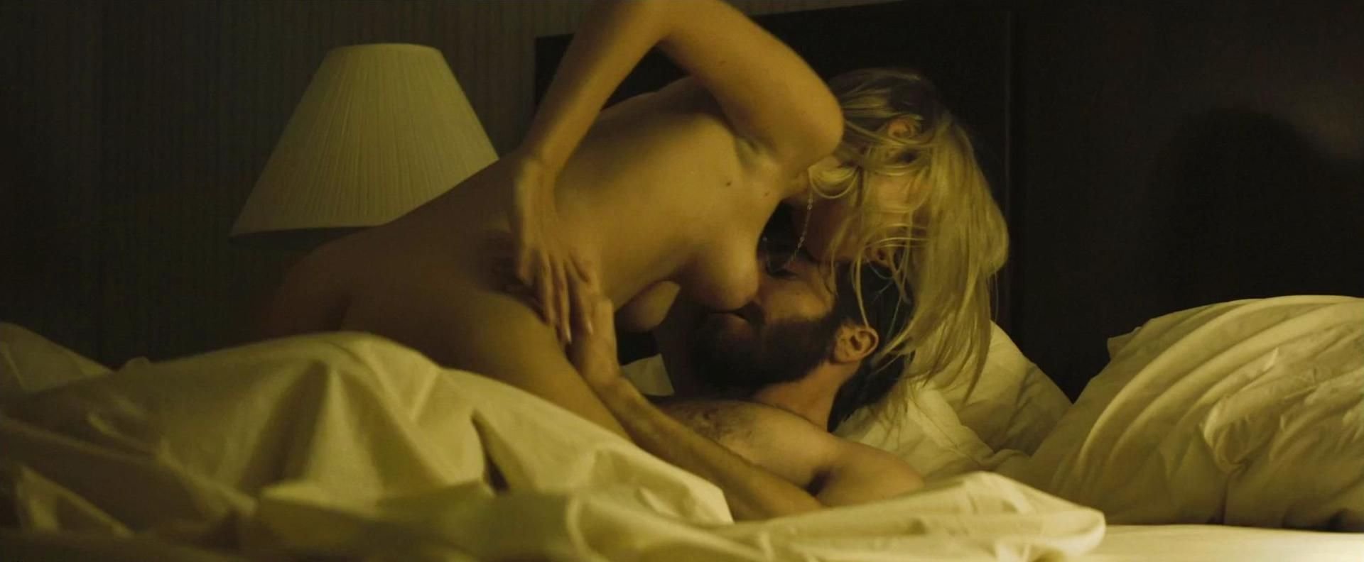 Melanie Laurent, Sarah Gadon Nude - Enemy (16 Pics + GIFs & Video)