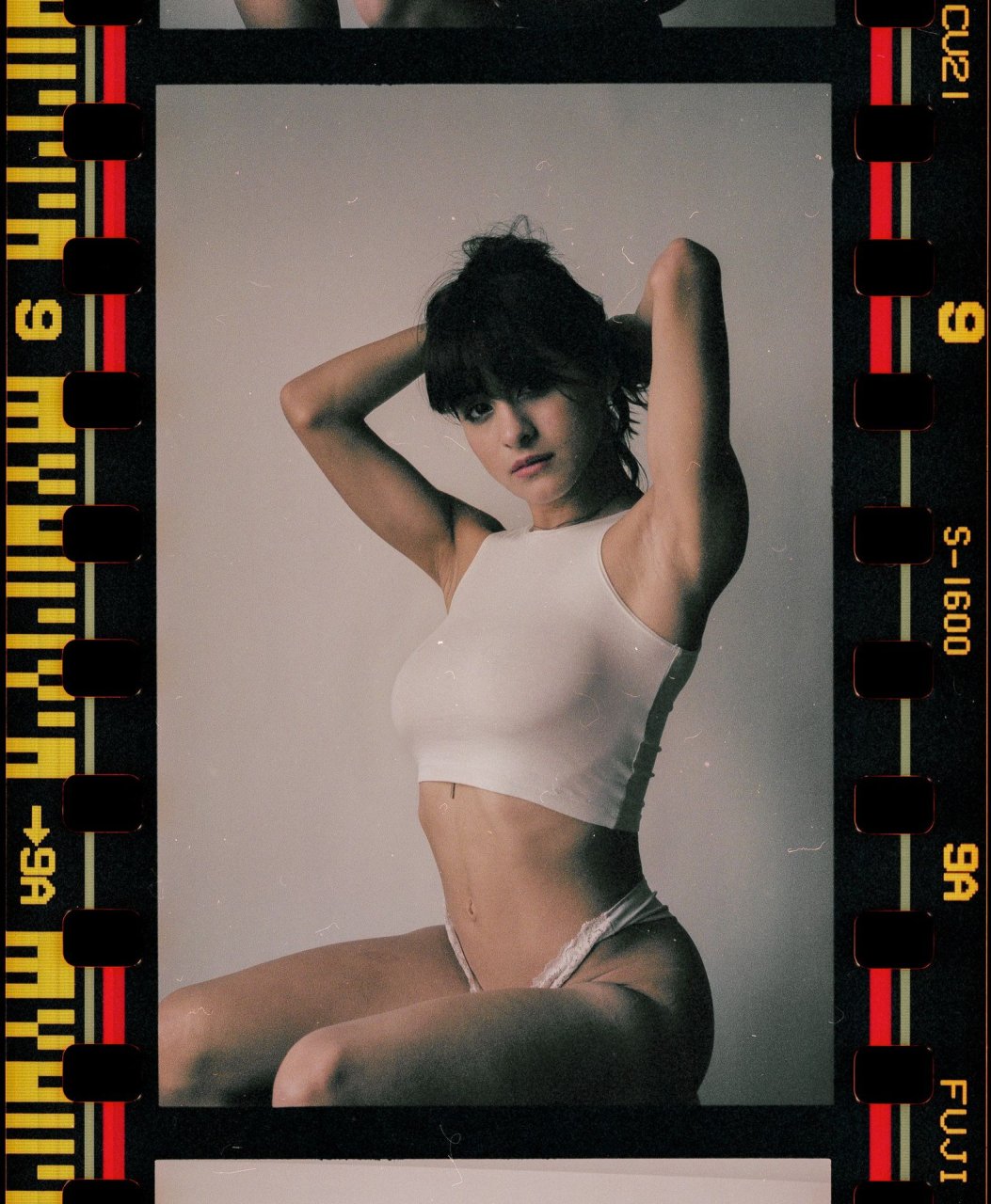 Mia Valentine Nude & Sexy (21 Photos)