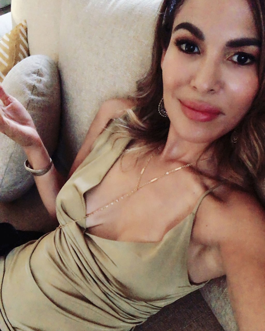 Nadine Velazquez Nude & Sexy (230 Photos)