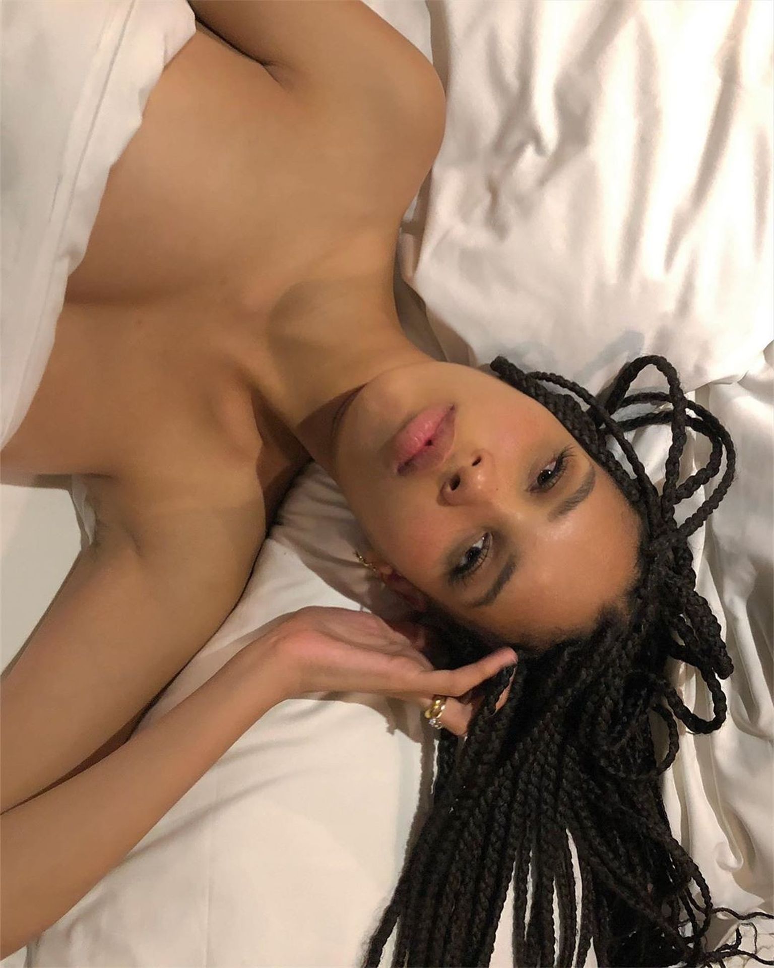 Nara Aziza Nude & Sexy (76 Photos)