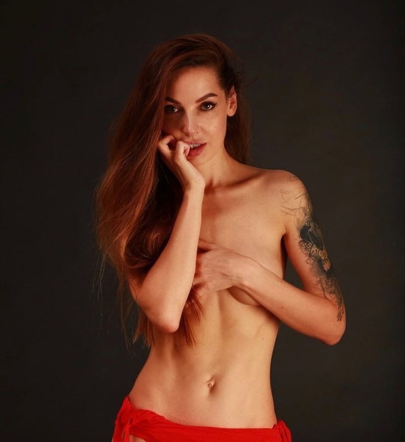 Natalia Krasnova Nude & Sexy (33 Photos)