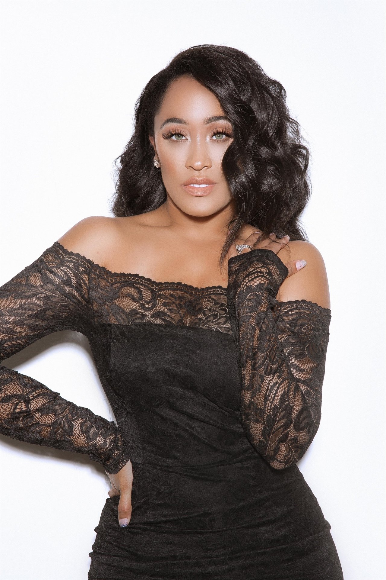 Natalie Nunn Nude & Sexy (8 Photos)