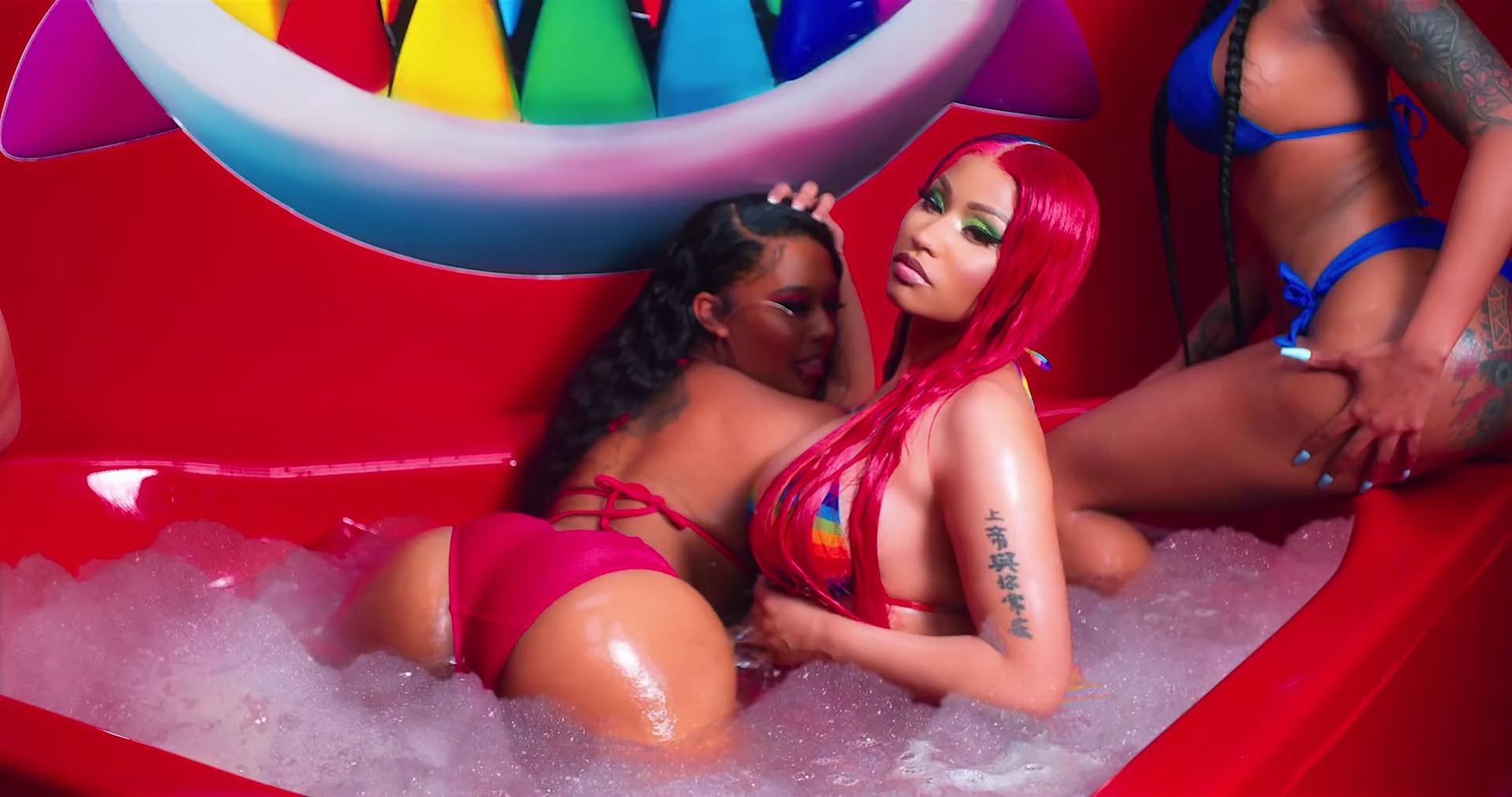 Nicki Minaj Sexy - TROLLZ (43 Pics + GIFs & Video)