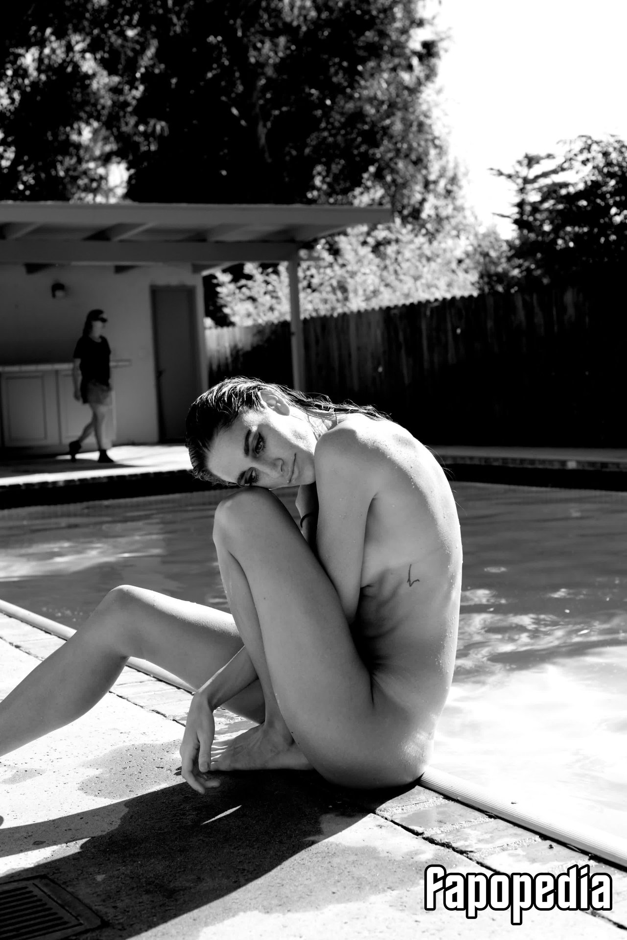Niia Bertino Nude & Sexy Collection (19 Photos + Video)