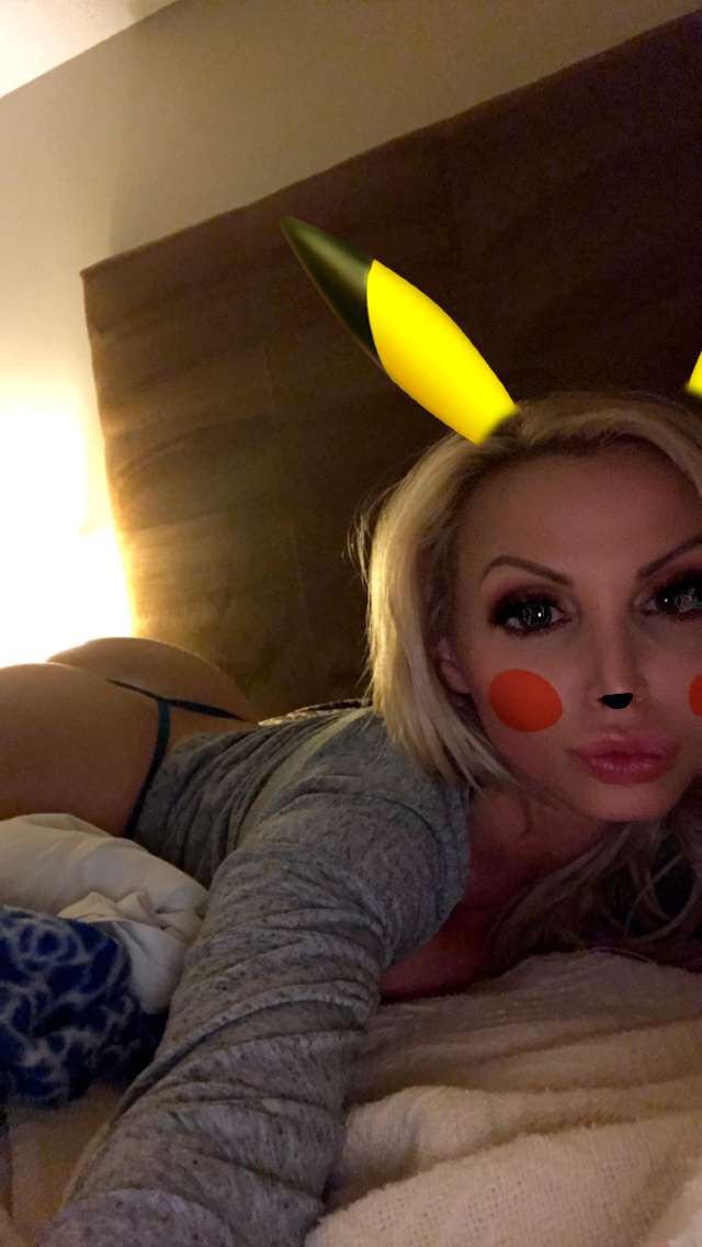 Nikki Benz Nude & Sexy - Snapchat (2017)