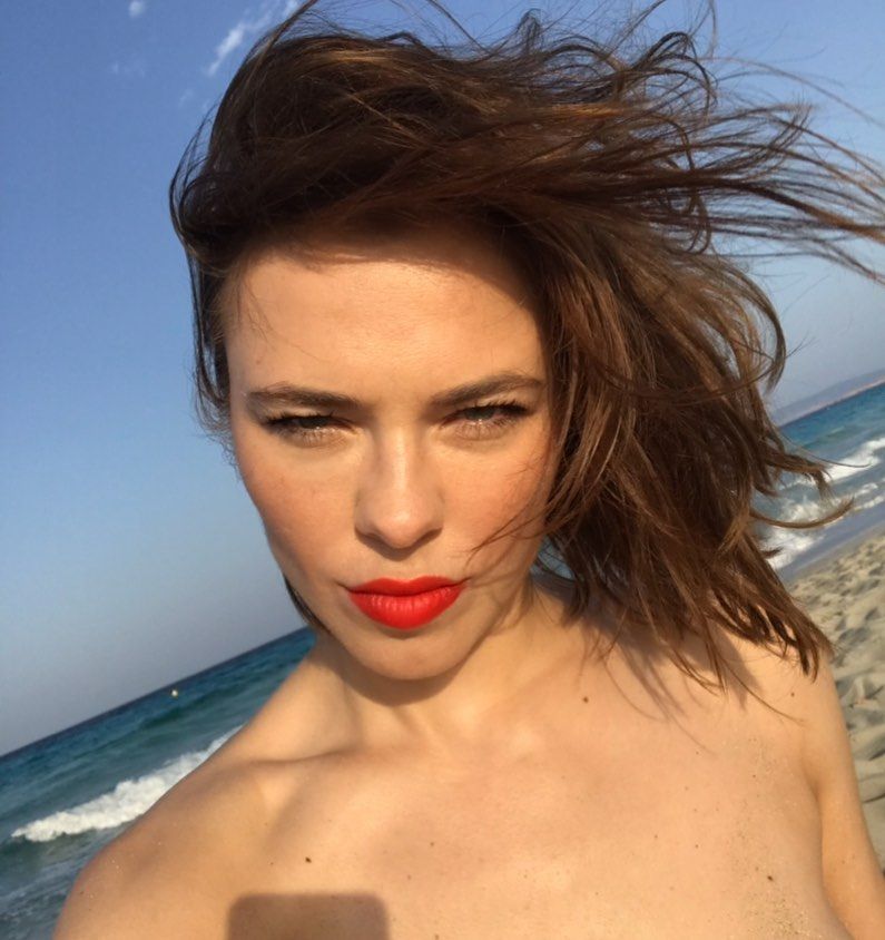Nina Kraviz Sexy (16 Photos)