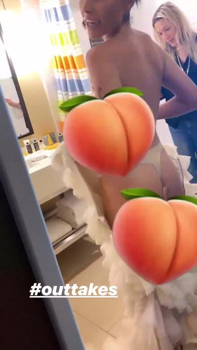 Olivia Culpo Nude & Sexy (12 Photos + Videos)