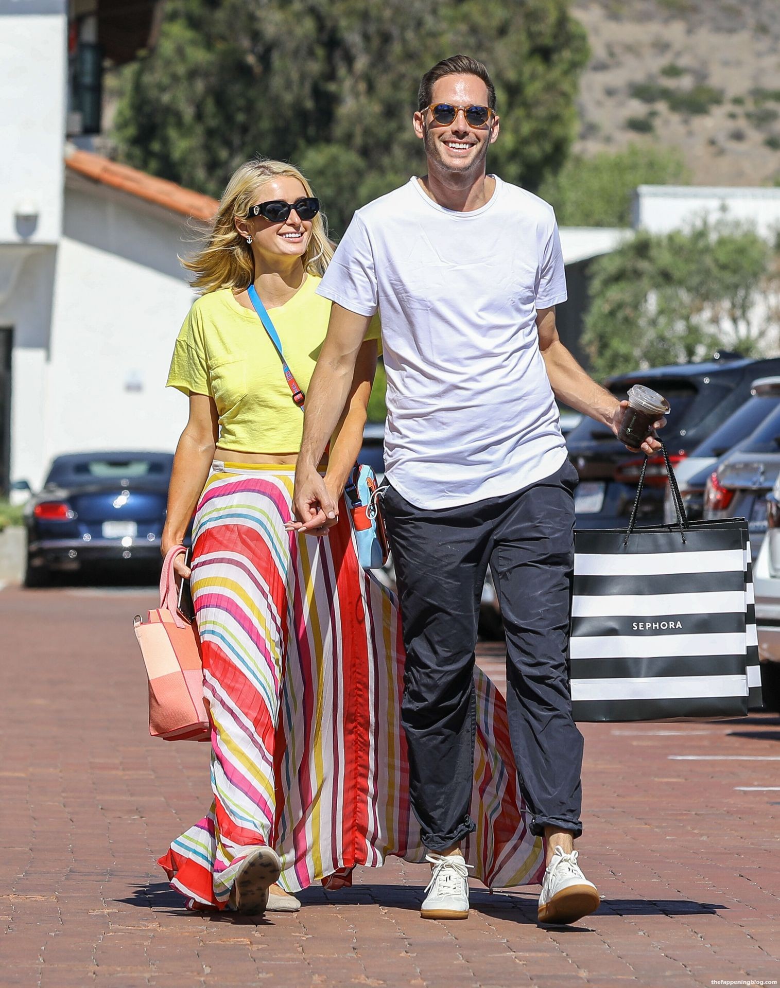 Paris Hilton Shows Off Her Pokies in Malibu (32 Photos)