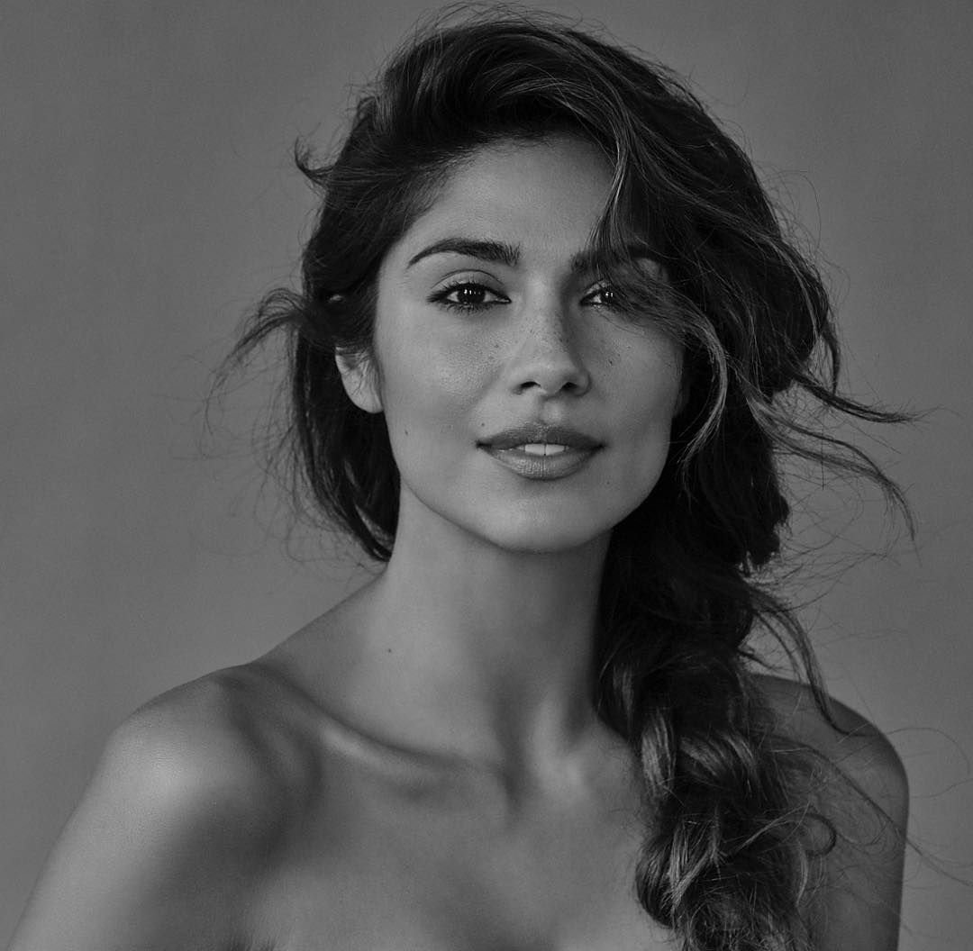Pia Miller Sexy And Topless 43 Photos Nude Celebrity