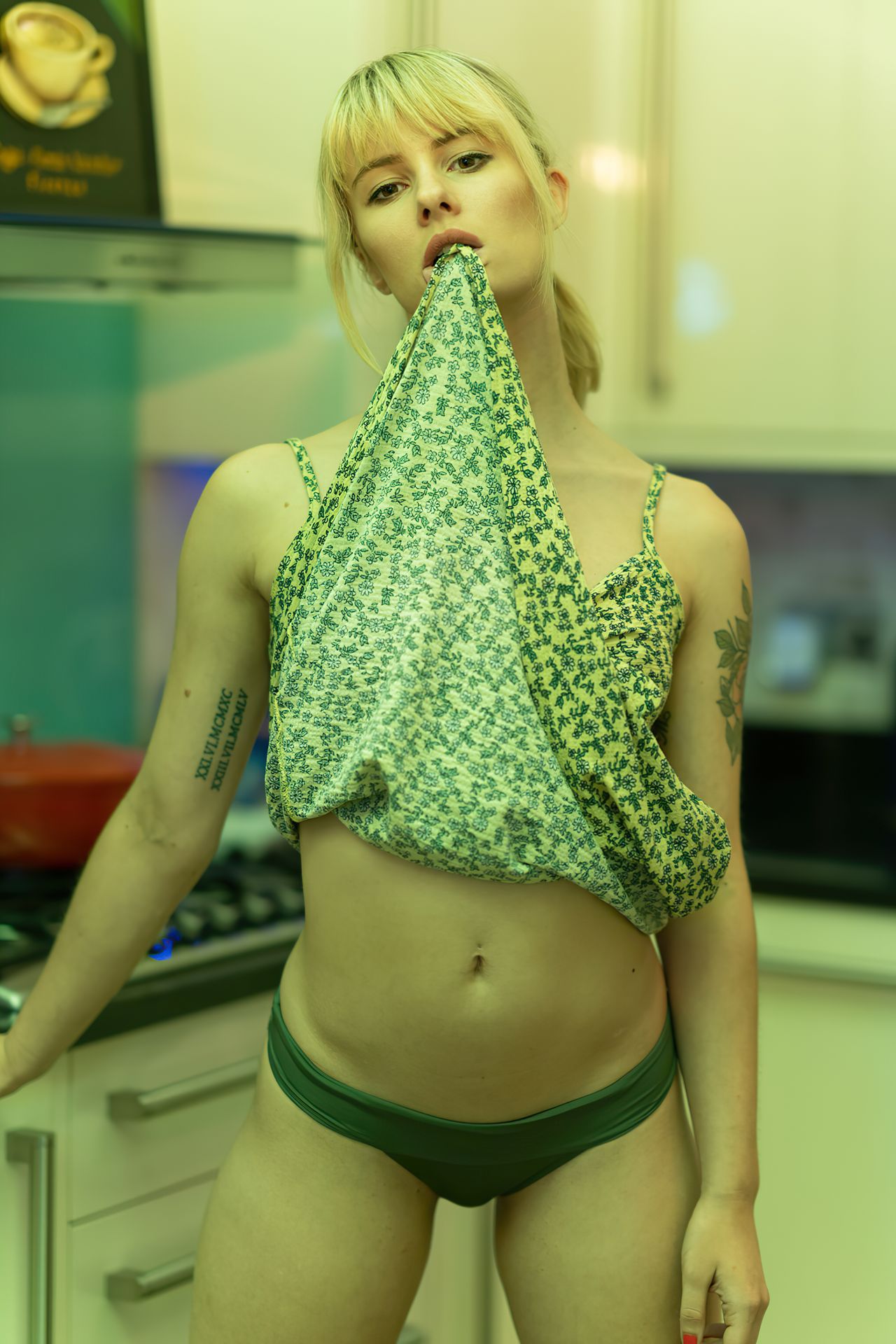 Pippa Doll Nude & Sexy (6 Photos)