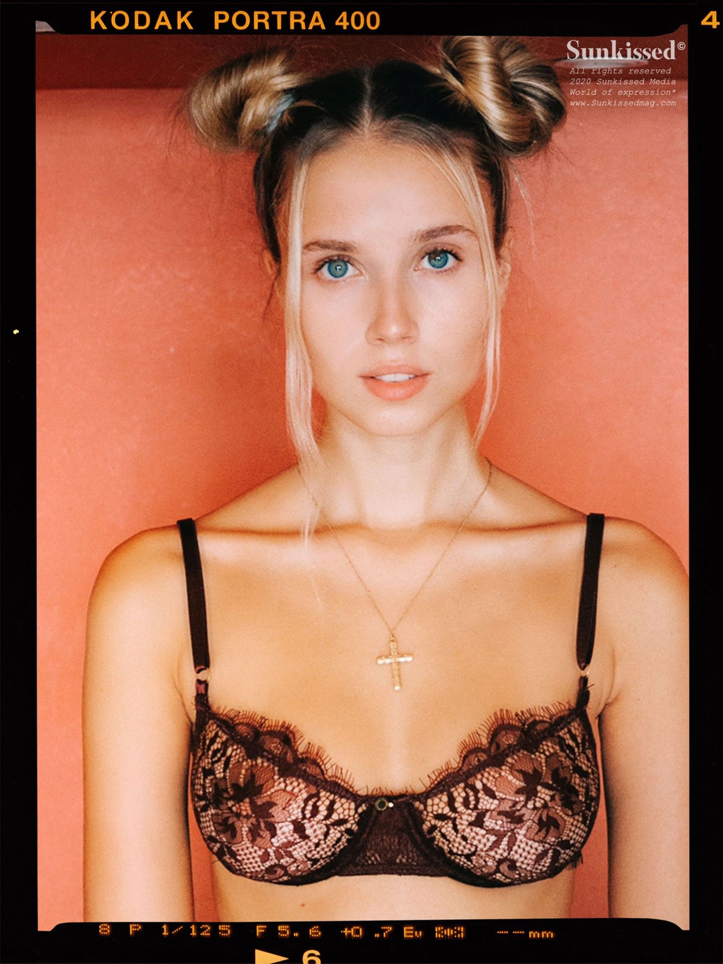 Polina Malinovskaya Nude & Sexy (22 Photos)