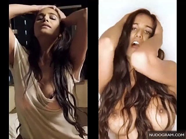 Poonam Pandey Nude (60 Pics & All-In-One Video)