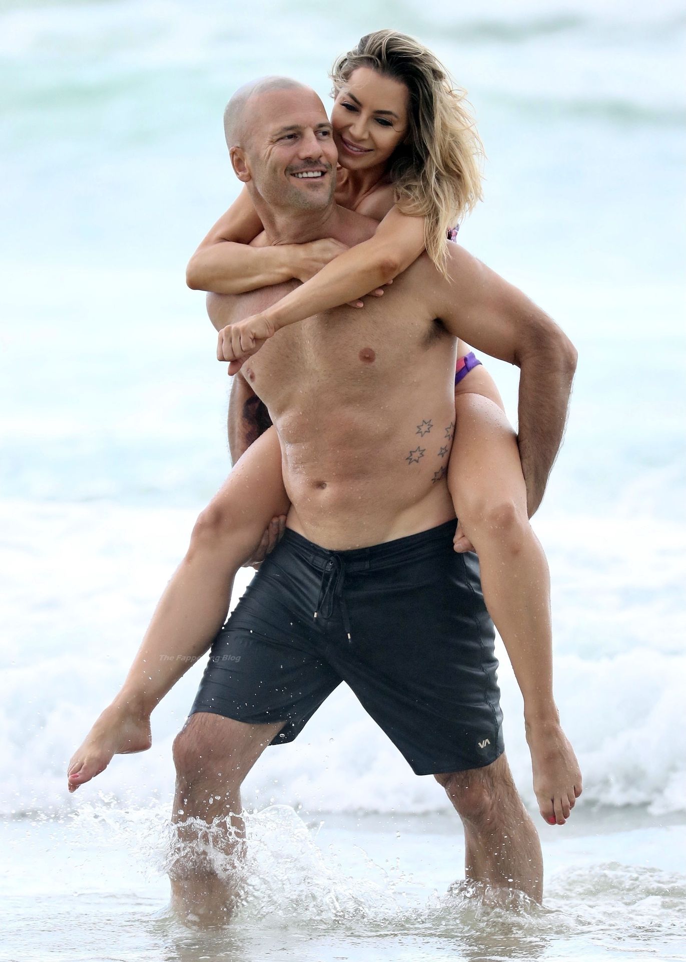 Mike Gunner & Sonja Marcelline Show Some PDA as They Enjoy a Day at the Beach (33 Photos)