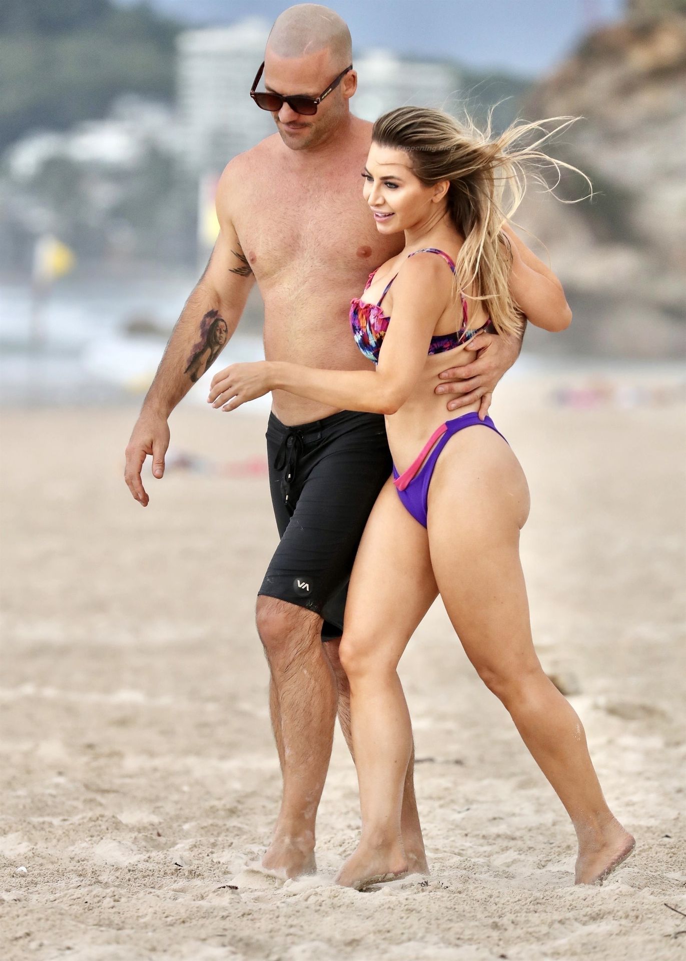 Mike Gunner & Sonja Marcelline Show Some PDA as They Enjoy a Day at the Beach (33 Photos)