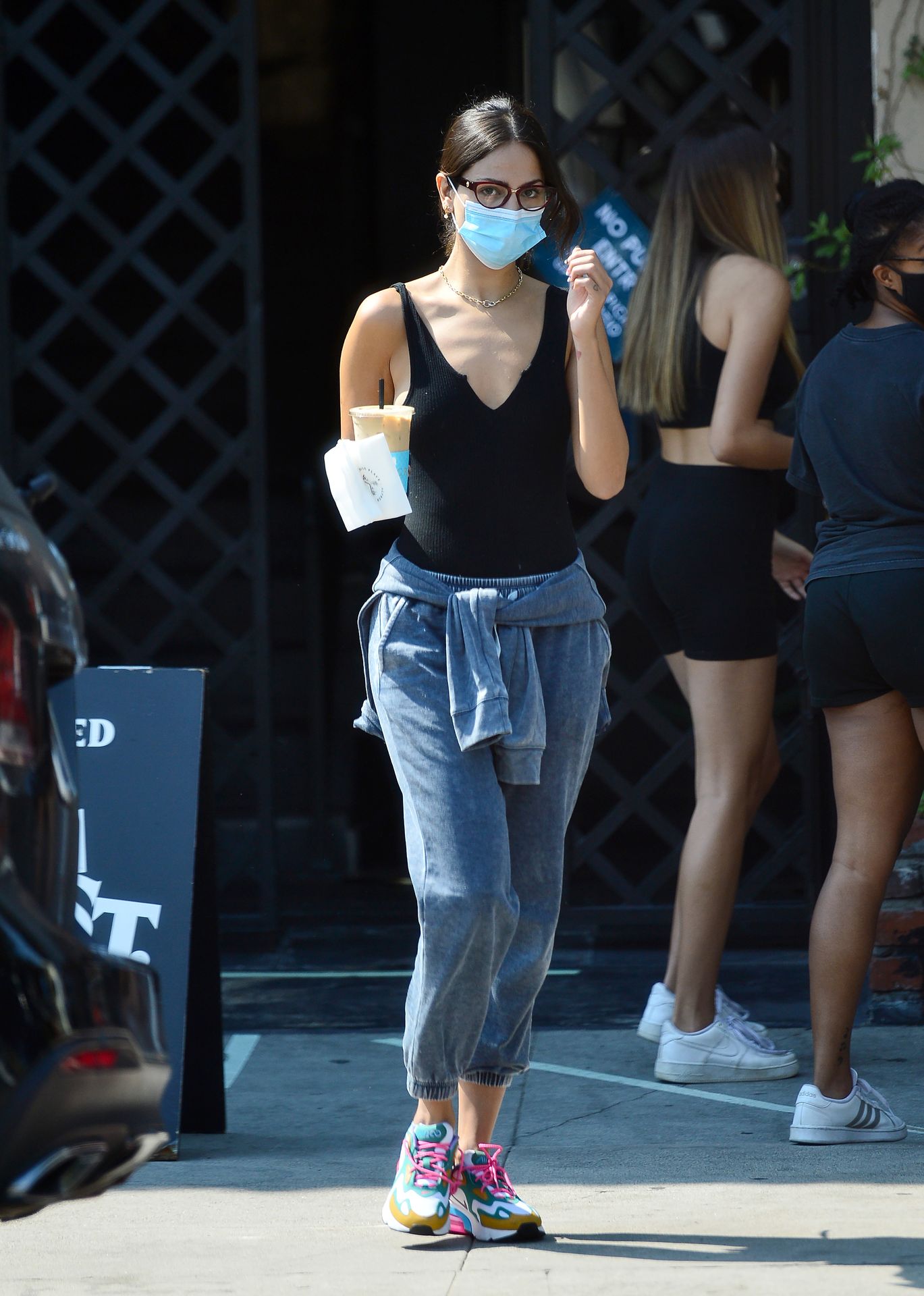 Sexy Eiza Gonzalez Picks Up an Iced Coffee from Alfreds in WeHo (21 Photos)
