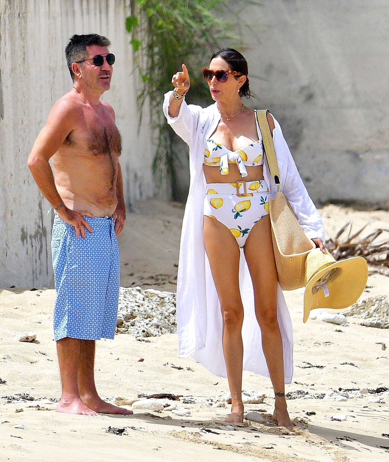 Simon Cowell & Lauren Silverman Enjoy a Relaxing Day on the Beach in Barbados (46 Photos)