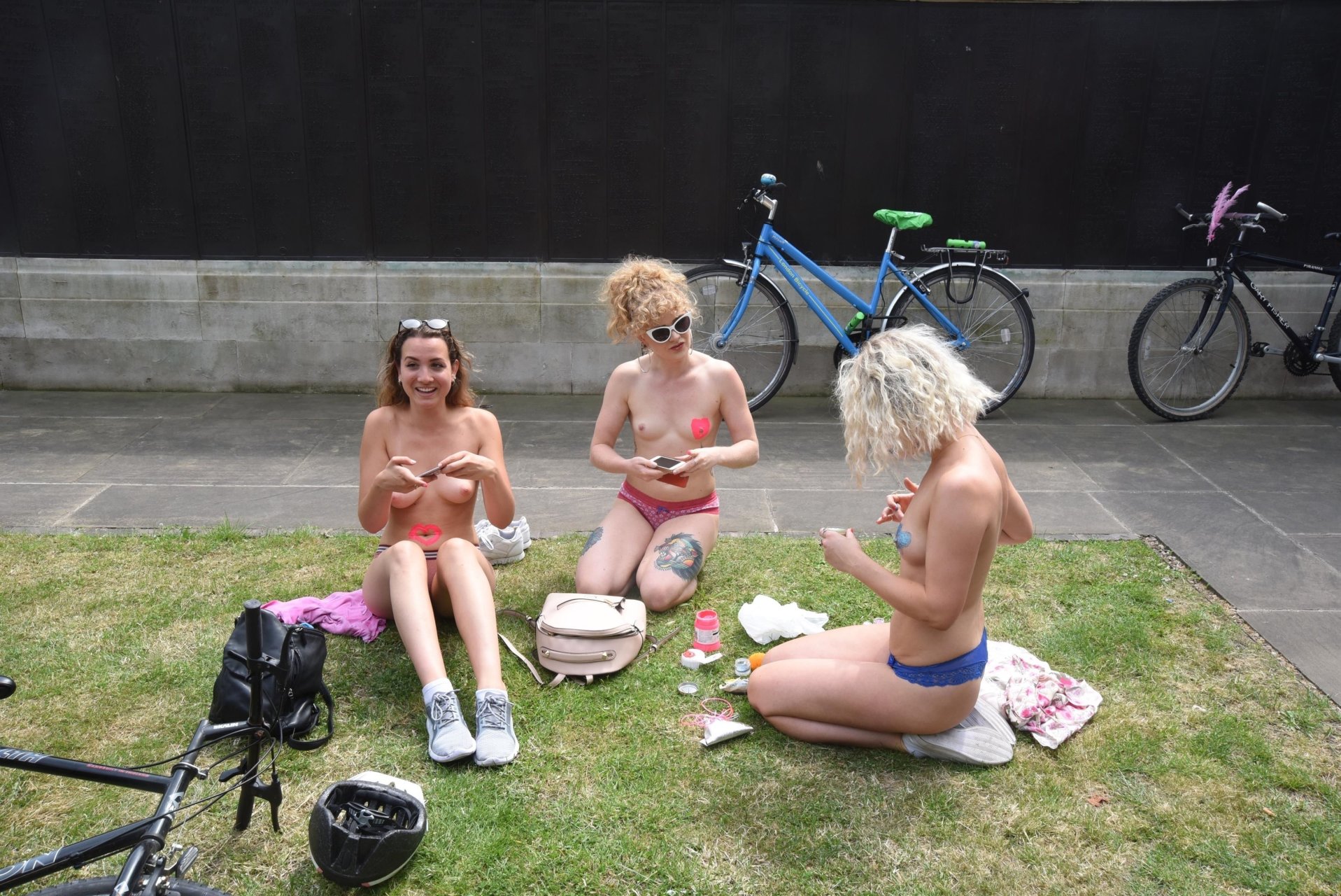 World Naked Bike Ride (57 Photos)