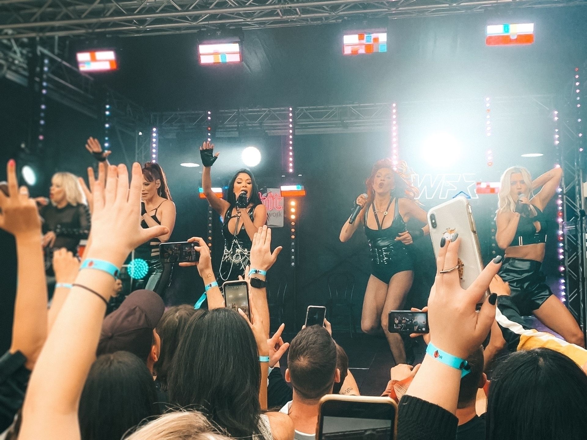 The Pussycat Dolls Perform Live at the Rooftop in Melbourne (23 Photos)