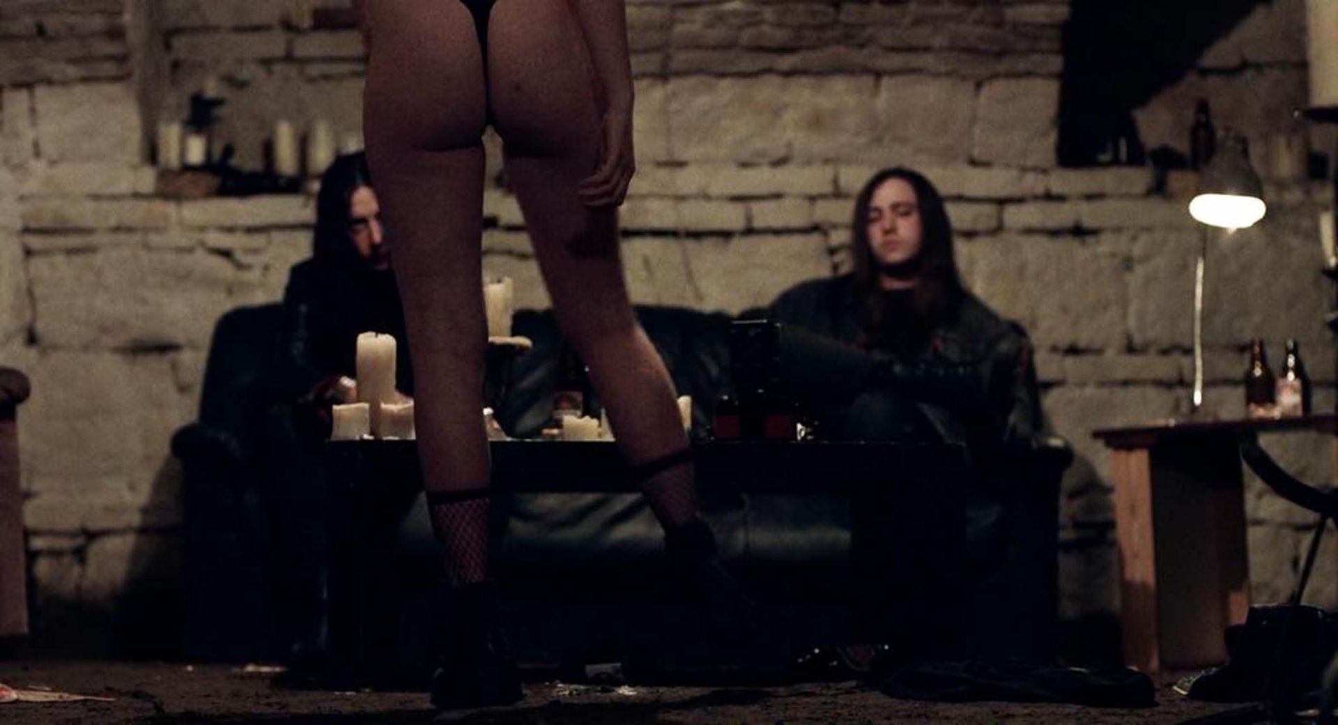 Sky Ferreira Nude  - Lords Of Chaos (4 Pics + GIF & Video)