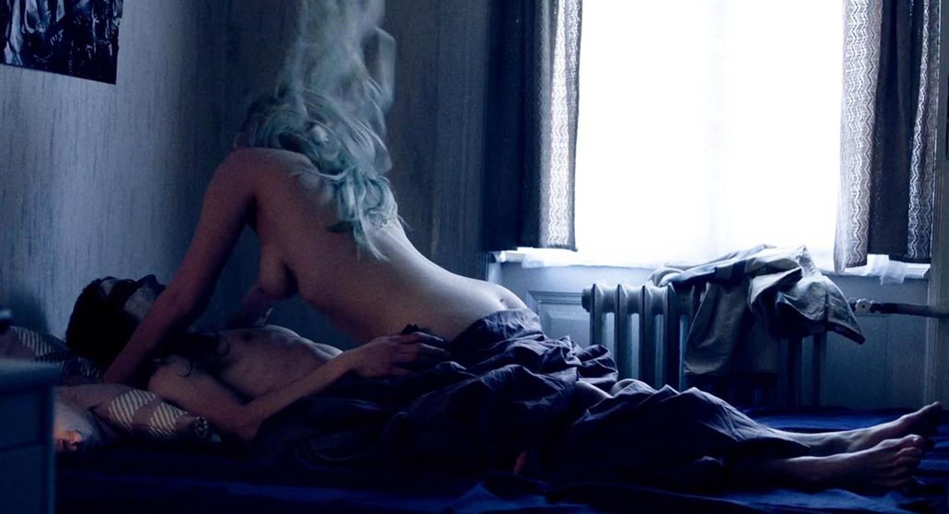 Sky Ferreira Nude  - Lords Of Chaos (4 Pics + GIF & Video)