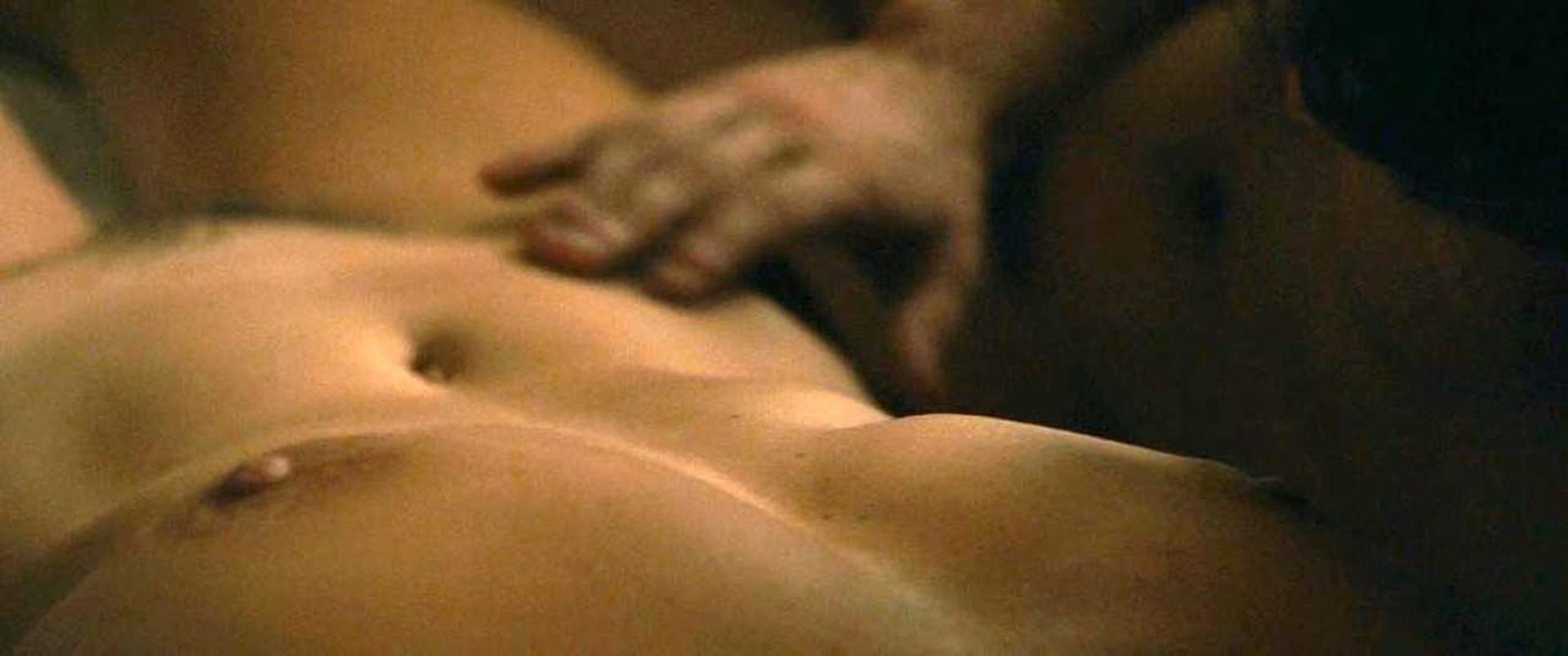 Virginie Efira Nude  - Un amour impossible (4 Pics + GIF & Video)