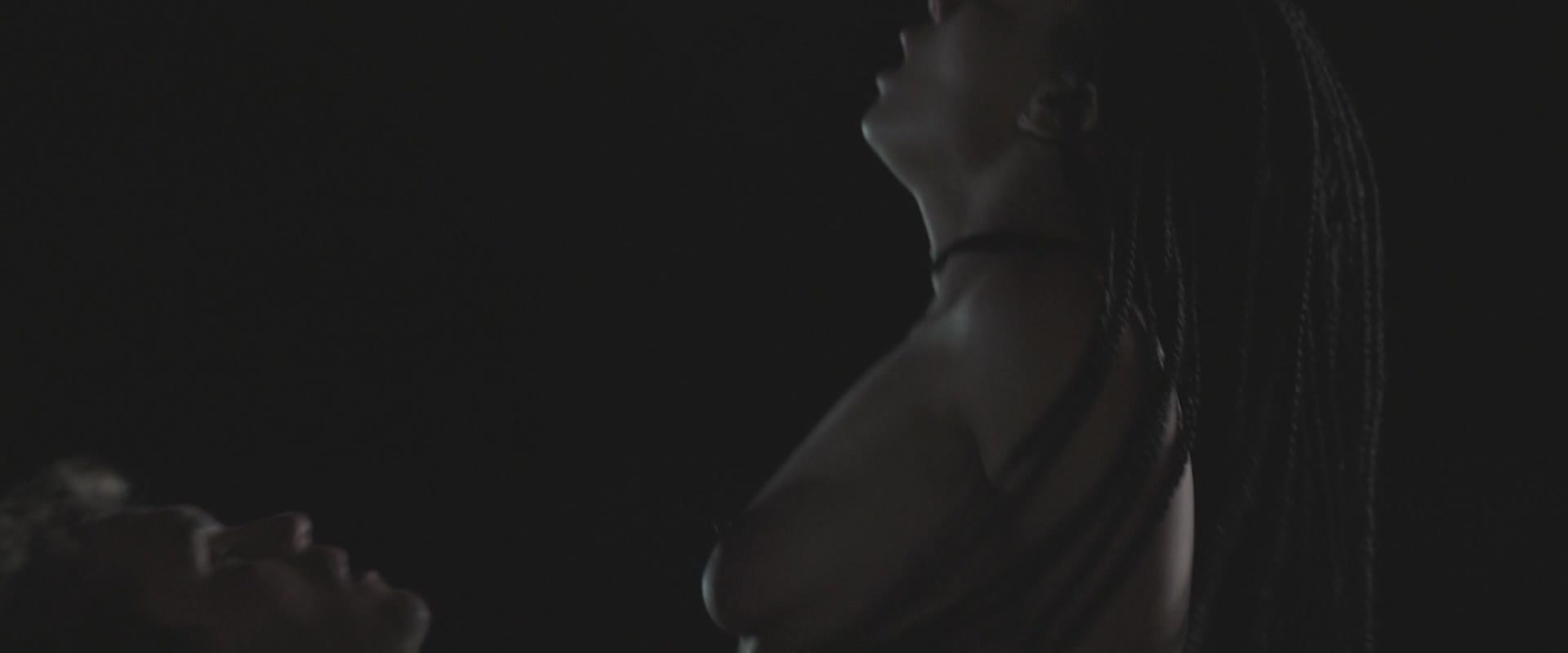Zoe Kravitz, Zoey Deutch, etc Nude  - Vincent N Roxxy (2016) 1080p